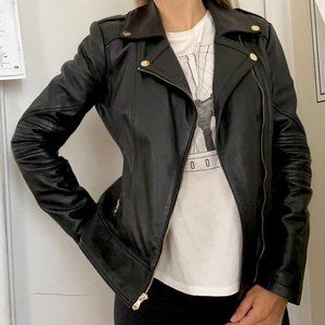 Leather woman jacket  Guess M size